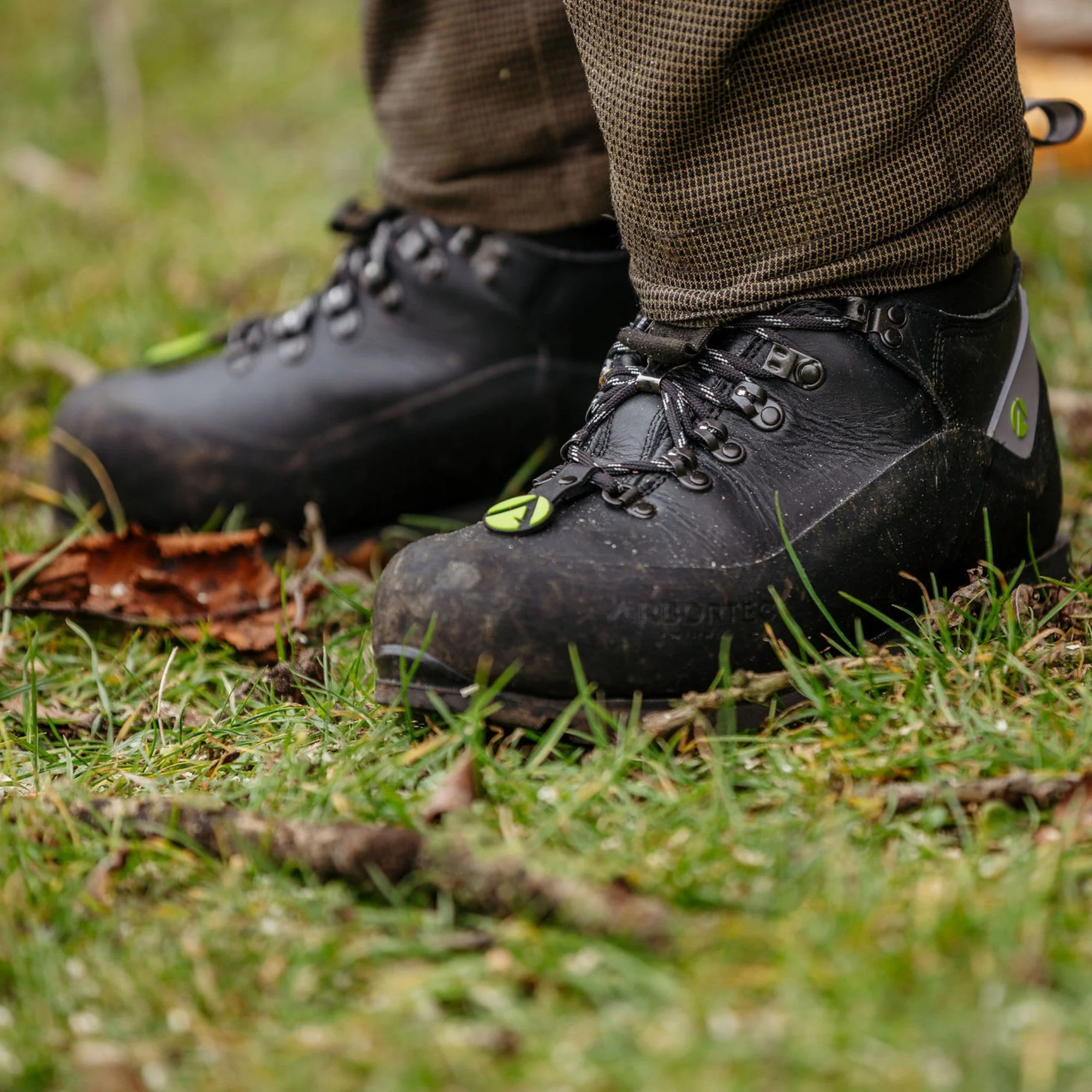 Arbortec Scafell Lite Chainsaw Boots - Black - Image 11