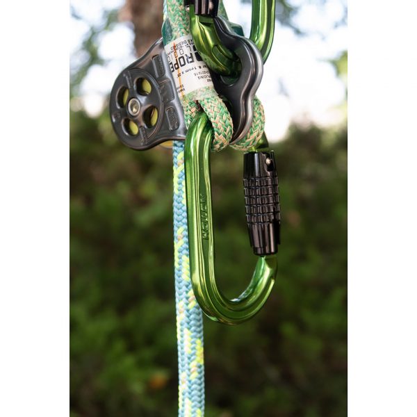 Notch Absolute Oval Aluminium 3 Way Carabiner Action 2