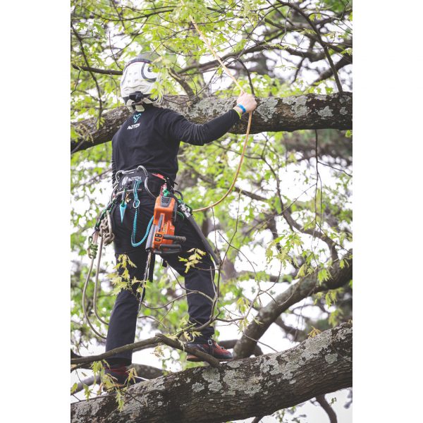 Notch Quick Cinch Chainsaw Lanyard Action 2