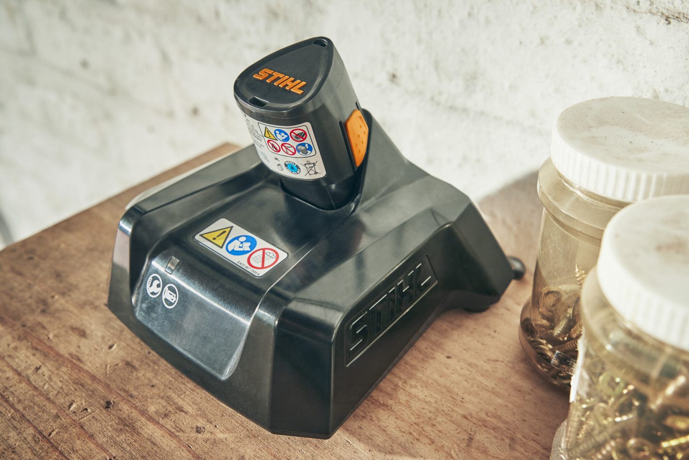 Stihl AL 1 Standard Battery Charger - Image 5