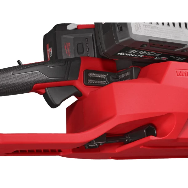 Milwaukee M18 Fuel F2CHS50-802 Dual Battery Chainsaw (50cm Cut) (Kit) - Image 11