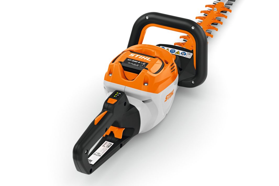 Stihl HSA 140 T Battery Hedge Trimmer - Image 4