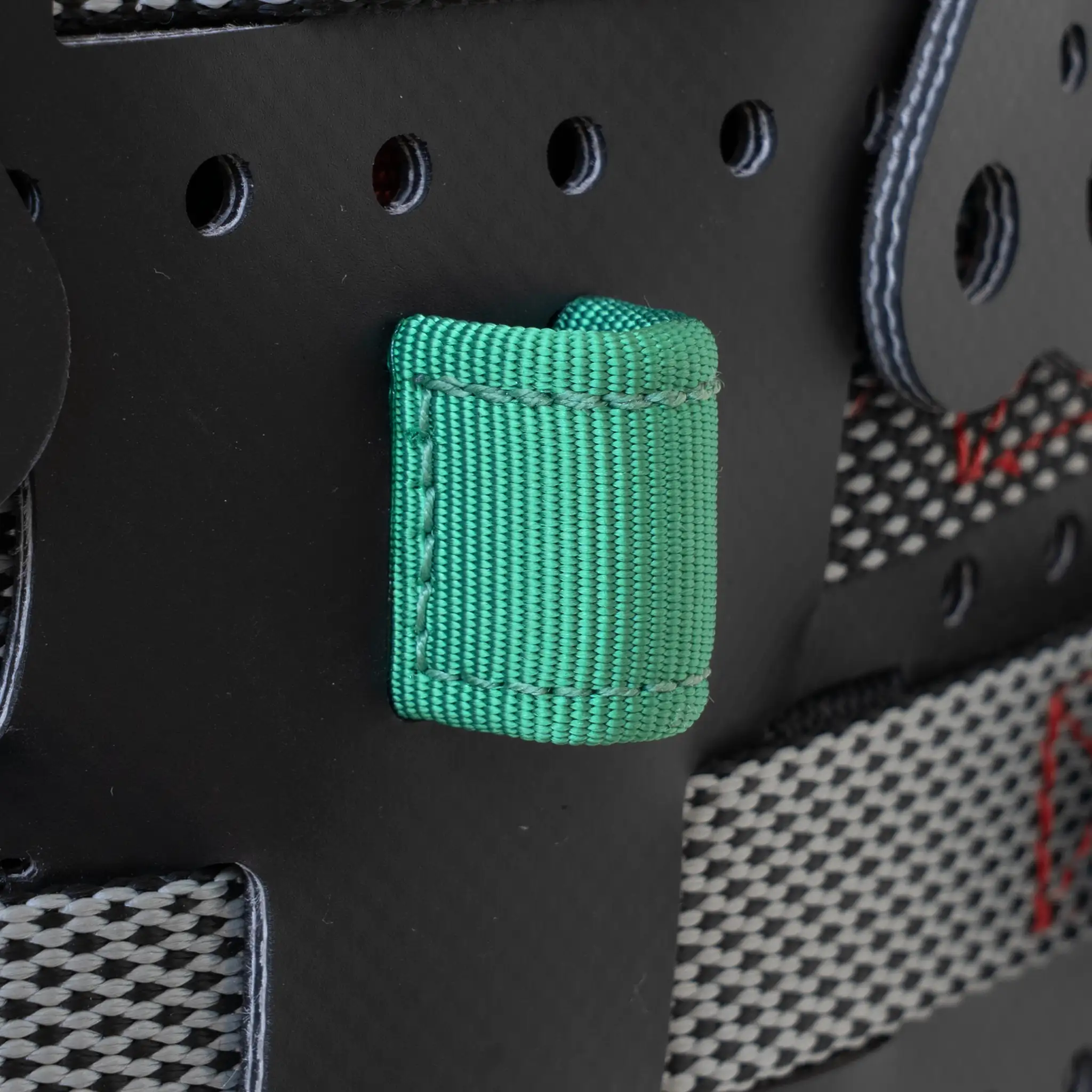 DMM Kinisi Air Climbing Harness - Image 6