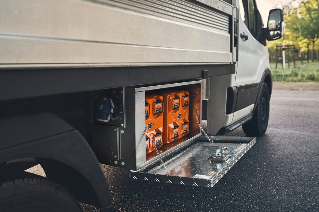 Stihl CB 1 Vehicle Charging Box - Image 6