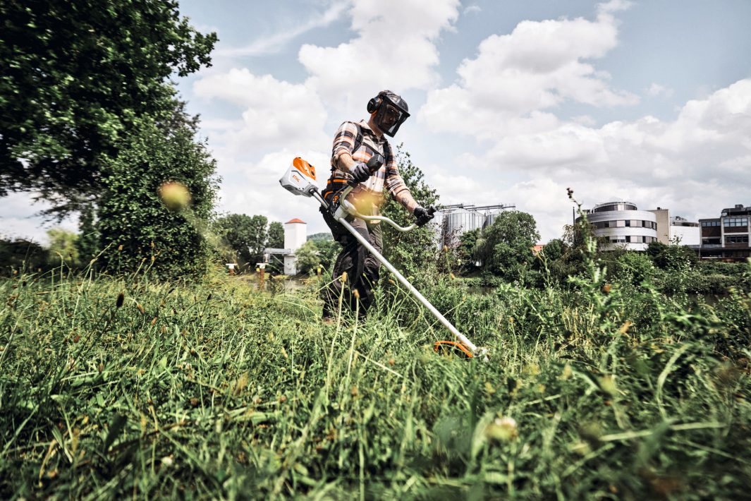 Stihl FSA 250 Battery Strimmer / Brushcutter - Image 7