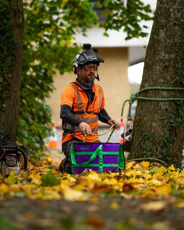 The Palmu rope bags, available now at Honey Brothers. 

▪️Easy to pack
▪️Easy to stack
▪️Two ventilation holes to keep your ropes dry
▪️Storage on the sides
▪️Gear loops for carabiners
▪️32L capacity 

Check em out online or in store 🏪

@palmubags 

#honeybros #ropebag #palmu #arborist #arblife #arbgear