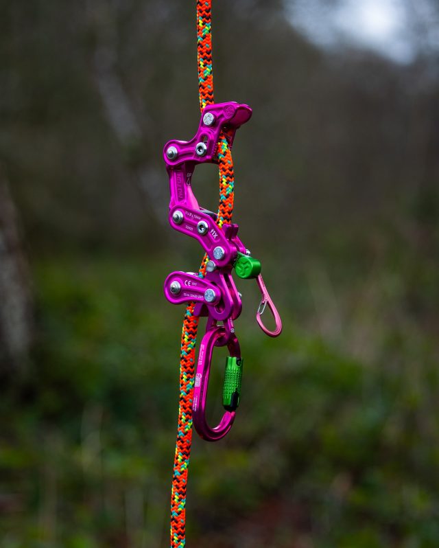 🚨 HB JANUARY GIVEAWAY!!! 🚨

New year, new gear! We’re here to beat the January slump with a big fat limited edition giveaway.

We are giving away a @notchequipment Rope Runner Fuchsia, the sold out limited edition @tree_punk Magneato and a Tree Punk/DMM Carabiner 🤤

All you have to do to be in with a chance of winning is:

1️⃣ Like this post

2️⃣ Follow @honeybros_com and @tree_punk 

3️⃣ Tag a mate in the comments

4️⃣ Bonus if ya share it to your stories 😉

🗓️ Best of luck, the winner will be announced this Friday 10th January!

#honeybros #notchequipment #arborist #arblife #arbgear #treeclimber #treepunk

*This giveaway is not affiliated with Instagram