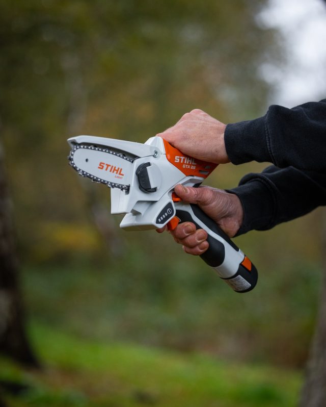 🎁 Day 6 Giveaway - Honey Brothers 12 Days of Christmas! 🎄 
Today we’re giving away a Stihl GTA 26 from @stihlgb 

How to enter: 
1️⃣ Like this post 
2️⃣ Follow @honeybros_com and @stihlgb  
3️⃣ Tag a mate in the comments 
✨ Bonus entry: Share this post to your Stories and tag us

🕚 Entries close tomorrow at 11am

Winner announcement: 
⏰ The Day 6 winner will be announced tomorrow at midday on stories - before the next giveaway goes live.

Disclaimer: 
This giveaway is not affiliated with Instagram or Facebook.

#honeybros #stihl #stihlgb #arborist #treecare