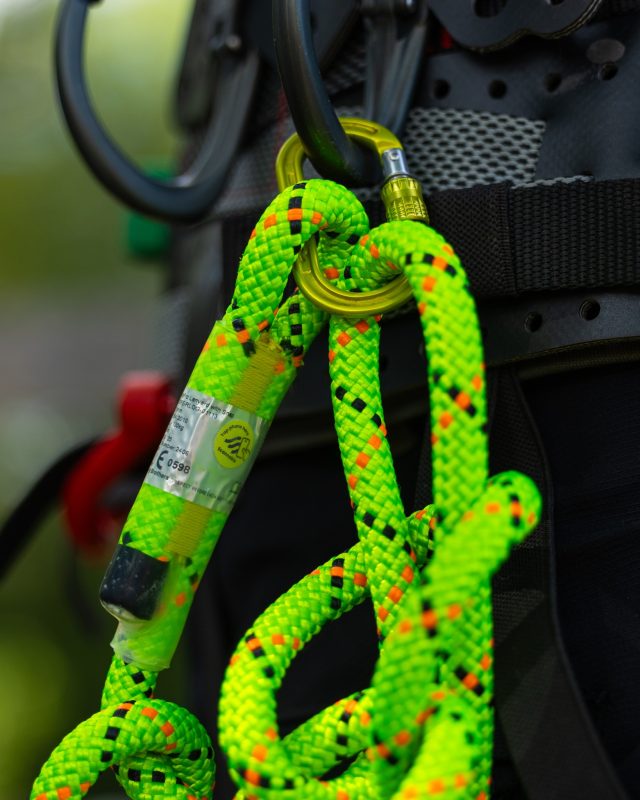 Meet the Rope Logic WorkPro Lanyard — the work‑positioning setup arborists are switching to for safety, strength, and all‑day reliability. 🌲🪢
Hand‑built by Rope Logic’s Master Splicers and made with Sterling’s certified 11mm WorkPro rope, this lanyard delivers pro‑level performance in the tree, no matter your system or style.

🔥 Why climbers love it:
• Ultra‑durable 11mm WorkPro rope (NFPA 2500 / EN1891 Type A / ANSI Z133 certified)
• Optional Notch Snaphook to dial in your perfect setup
• 3M, 5M & 7M lengths for any work style
• Abrasion‑resistant sheath + strong nylon core
• Smooth handling, trusted performance
• Scannable tracking + compatible with all your favourite hardware
• Expert splices for next‑level reliability

If you live on your lanyard, you know quality matters.
This is the one you can trust, every climb, every day. 👊🌲

👉 Save this for your next gear upgrade
👉 Tag a climber who needs a new lanyard

#ropelogic #honeybros #treegear #arborist