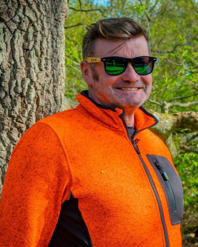 Just landed 👀🌿

Tree Punk bamboo sunglasses have been getting a proper run out on the SRT course.

Bright green and blue lens and featuring the Tree Punk logo on the bamboo arms.

Now available at Honey Brothers.

👇 Who’s trying a pair first?

#honeybros #arborist #treepunk #sunglasses